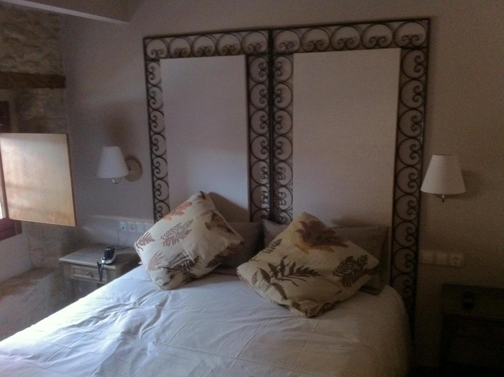 Hotel El Cerco Пуэнте-ла-Рейна Номер фото